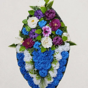 Траурный венок на похороны синий с белым 110 см